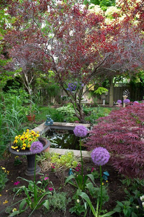 Bed and Breakfast Twiningretreat Niagara-on-the-Lake Екстер'єр фото
