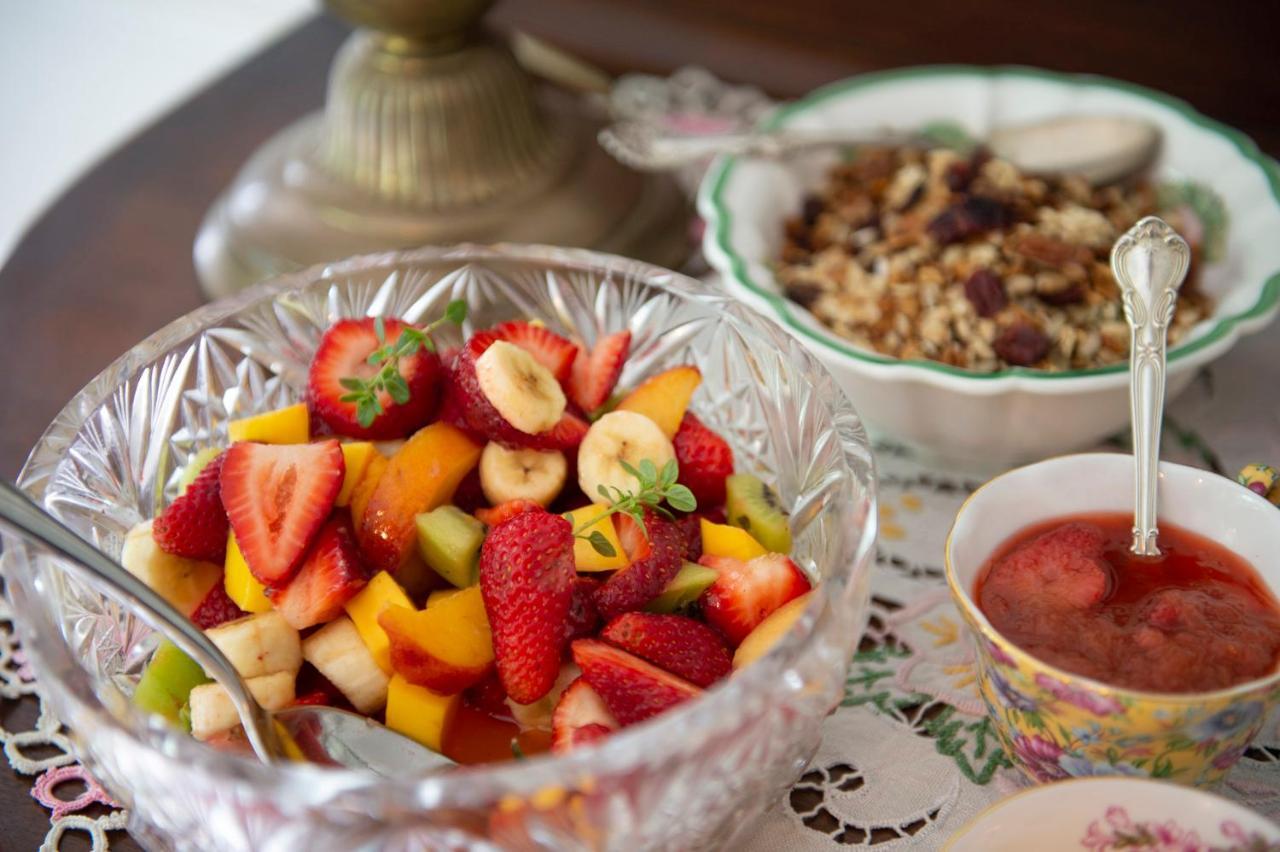 Bed and Breakfast Twiningretreat Niagara-on-the-Lake Екстер'єр фото
